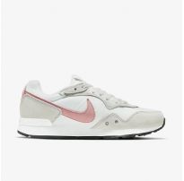 Женские кроссовки NIKE Venture Runner CK2948-104_image_24