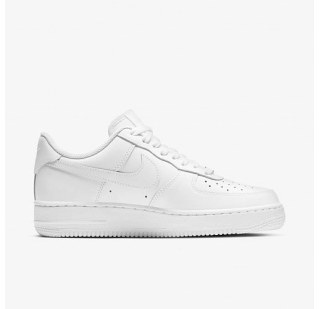 Жіночі кросівки Nike Air Force 1 07 DD8959-100