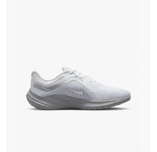 Жіночі кросівки Nike Quest 5 DD9291-100