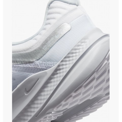 Женские кроссовки Nike Quest 5 DD9291-100_image_8