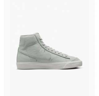 Кеди Nike Blazer Mid Premium Casual DQ7572-001