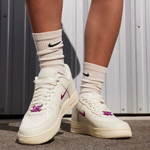 Кросівки Nike Air Force 1 Low 07 Se FB8251-101_image_3