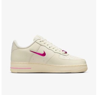 Кросівки Nike Air Force 1 Low 07 Se FB8251-101