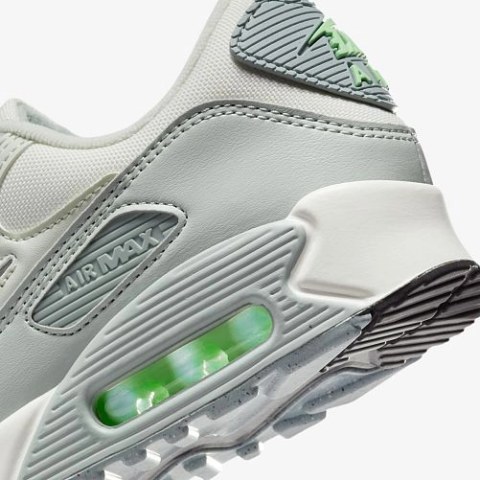 Кросівки Nike Air Max 90 Se FN6948-100_image_3