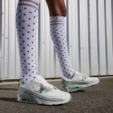 Кросівки Nike Air Max 90 Se FN6948-100_image_4