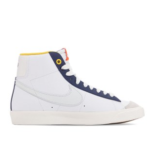 Кросівки Nike SB Blazer Mid 77 FN6966-100