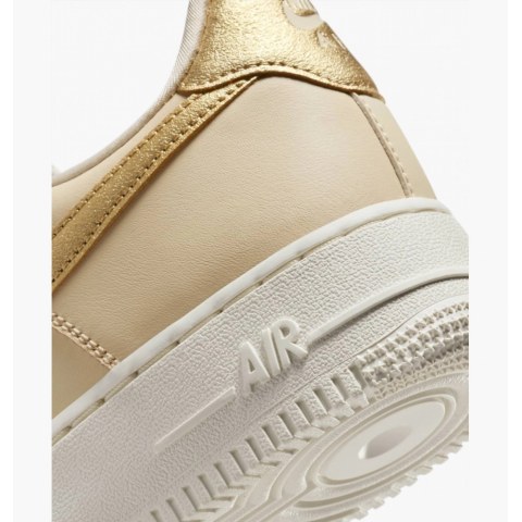 Кроссовки Nike Air Force 1 07 DQ7569-102_image_6