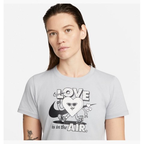 Футболка Nike W Nsw Tee Ss Vday DN5878-063_image_3