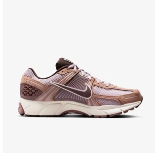 Кроссовки унисекс Nike Zoom Vomero 5 HF1553-200