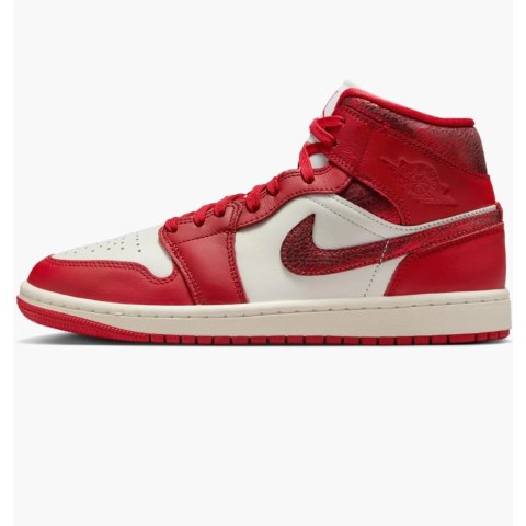 Женские кроссовки Air Jordan 1 Mid SE Red/White HJ9337-106_image_6