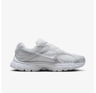 Жіночі кросівки Nike W V5 Rnr HQ7901-101