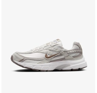 Женские кроссовки Nike Wmns Initiator IB4339-001