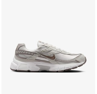 Женские кроссовки Nike Wmns Initiator IB4339-001