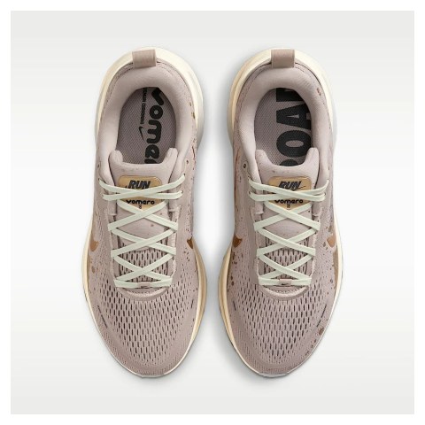 Женские кроссовки Nike Vomero 18 SE WomenS Road Running Shoes Beige IF4463-200_image_4
