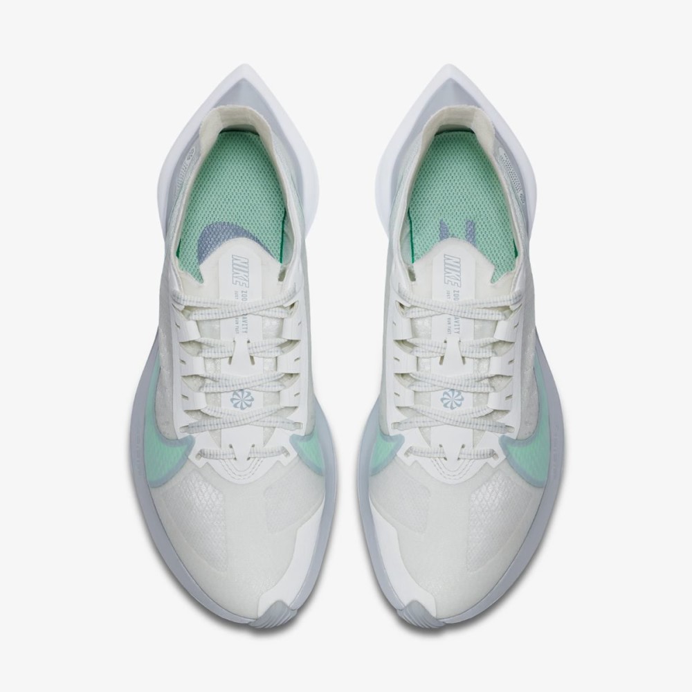 Женские кроссовки Nike Zoom Gravity BQ3203-103_image_4