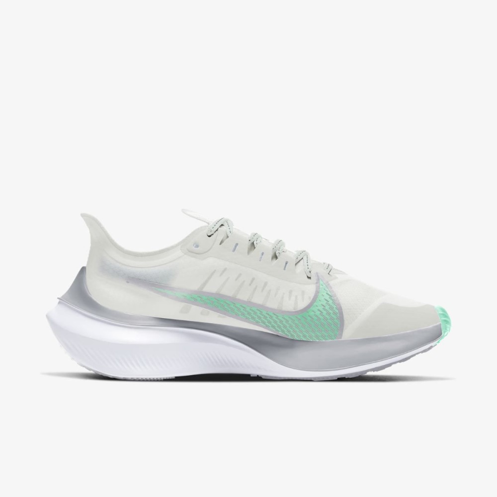 Женские кроссовки Nike Zoom Gravity BQ3203-103_image_1