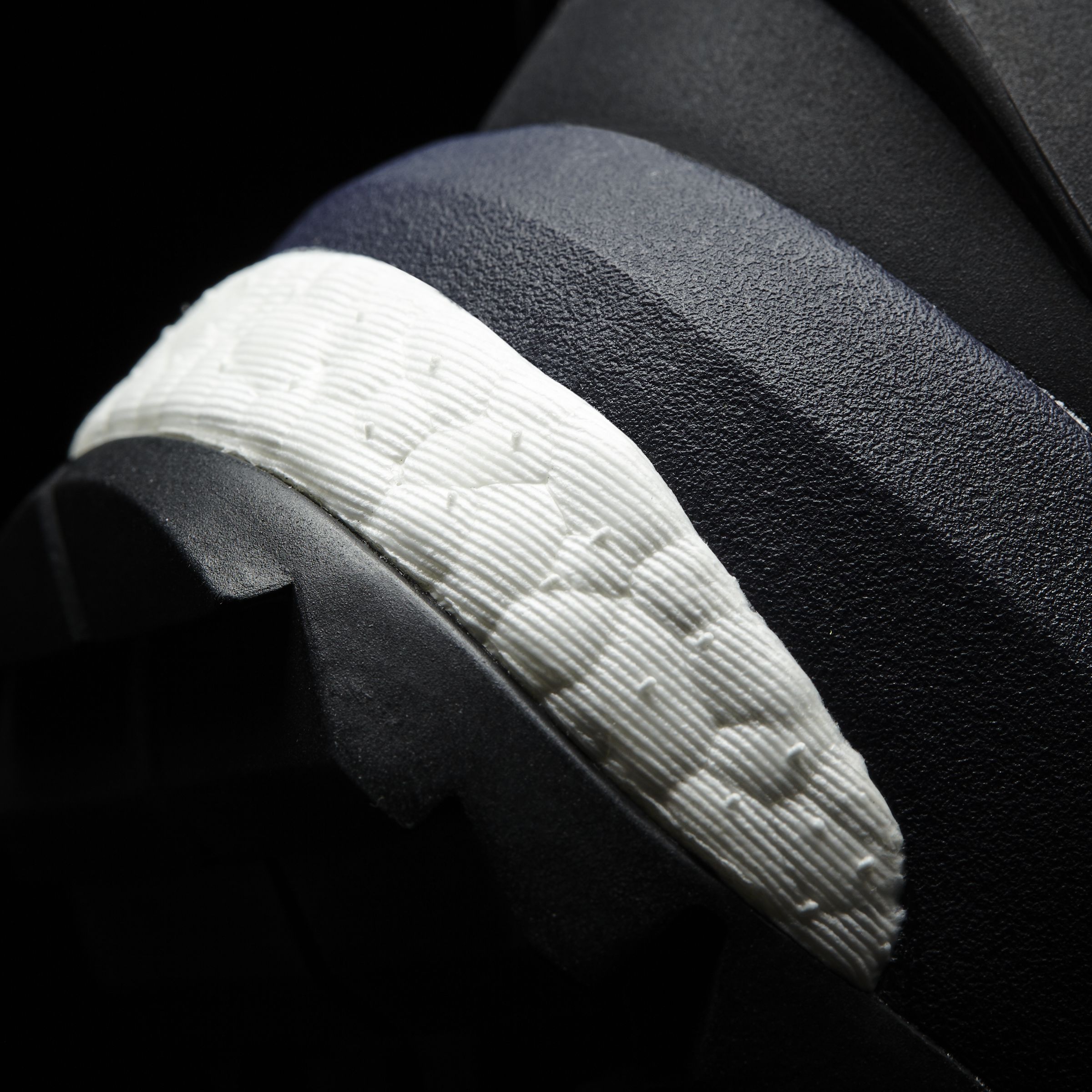 Чоловічі черевики Adidas Terrex Tracefinder Climaheat AQ2542_image_5