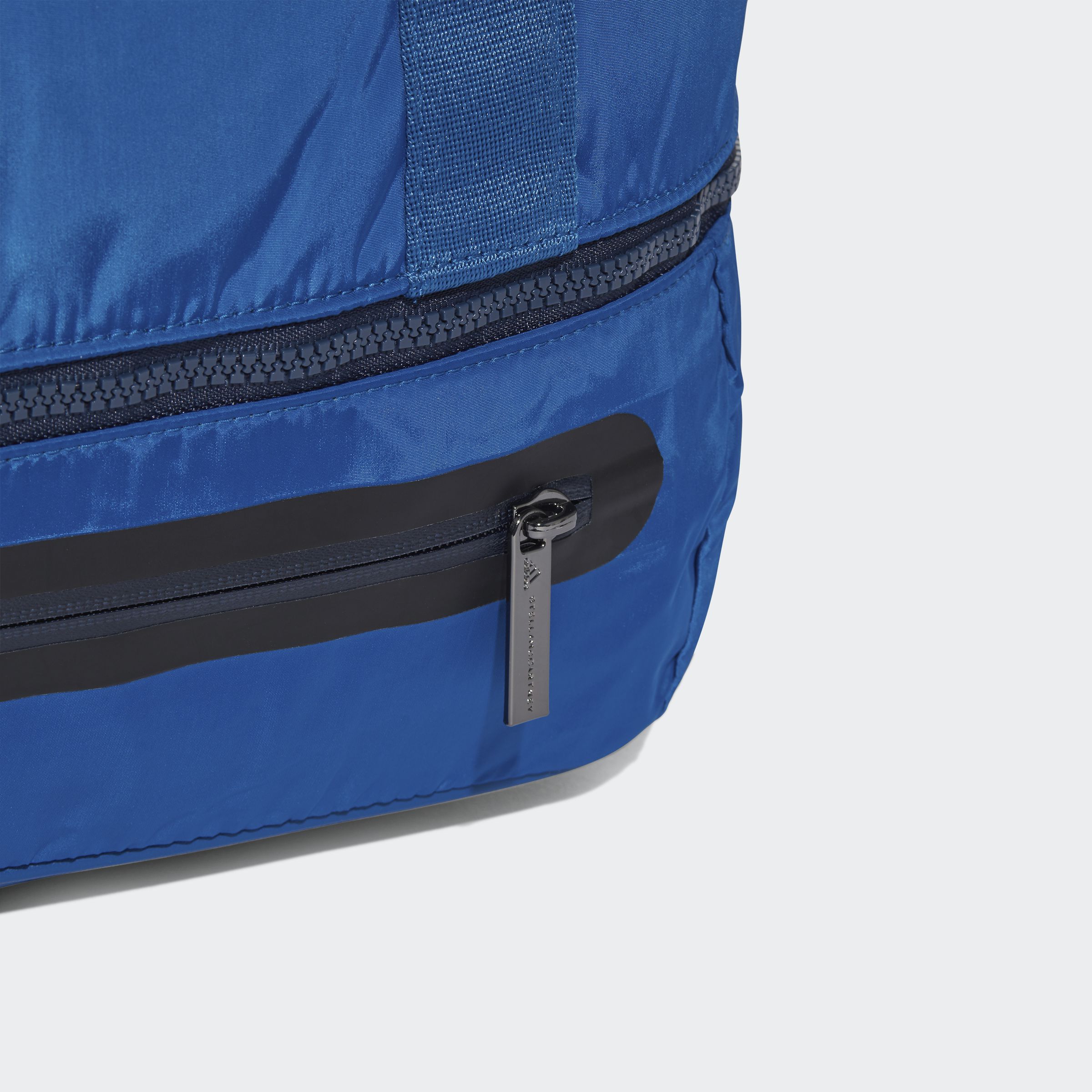 Спортивна сумка Adidas Iconic Bag CV9934_image_3