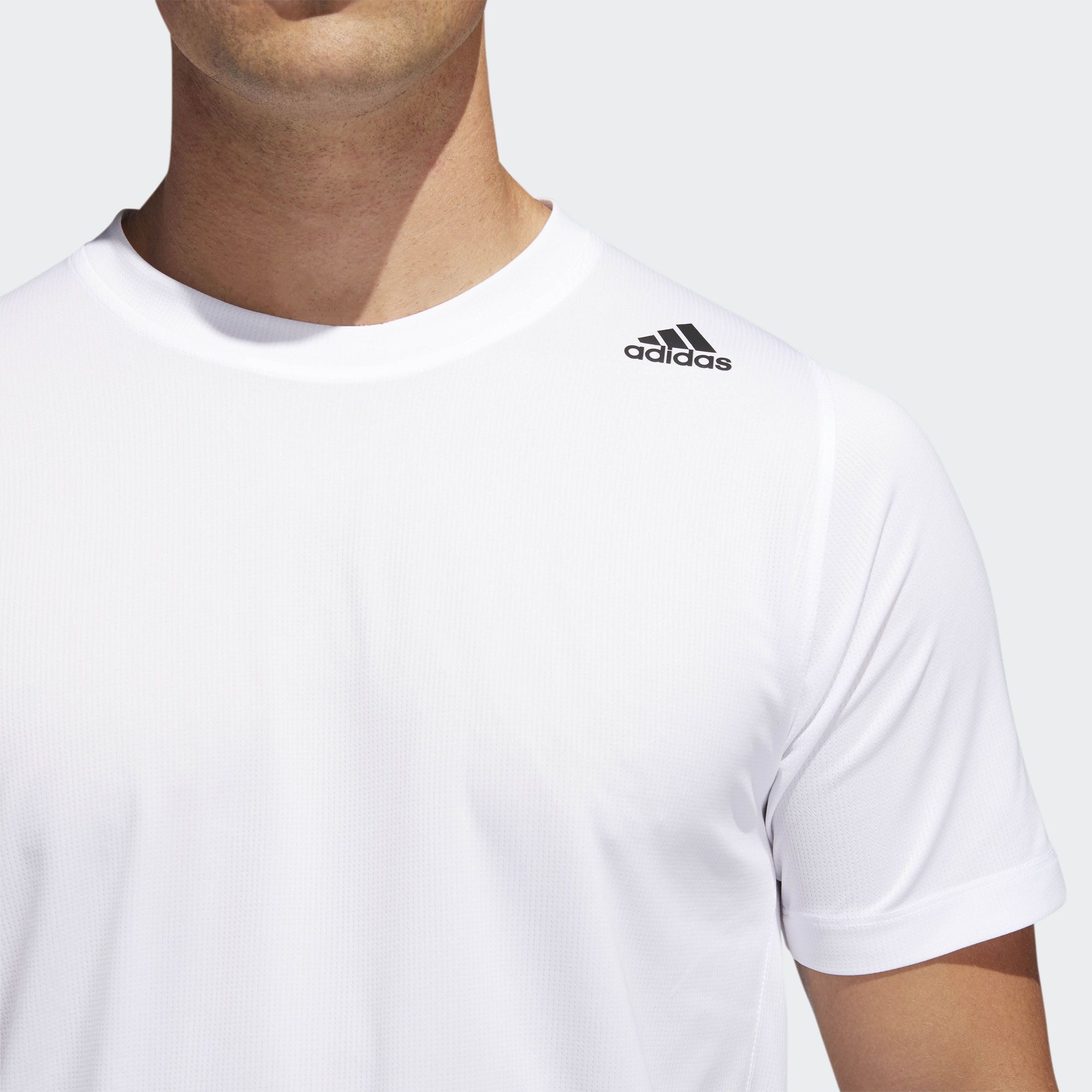 Футболка Adidas Freelift Sport Fitted 3-Stripes DW9826_image_6