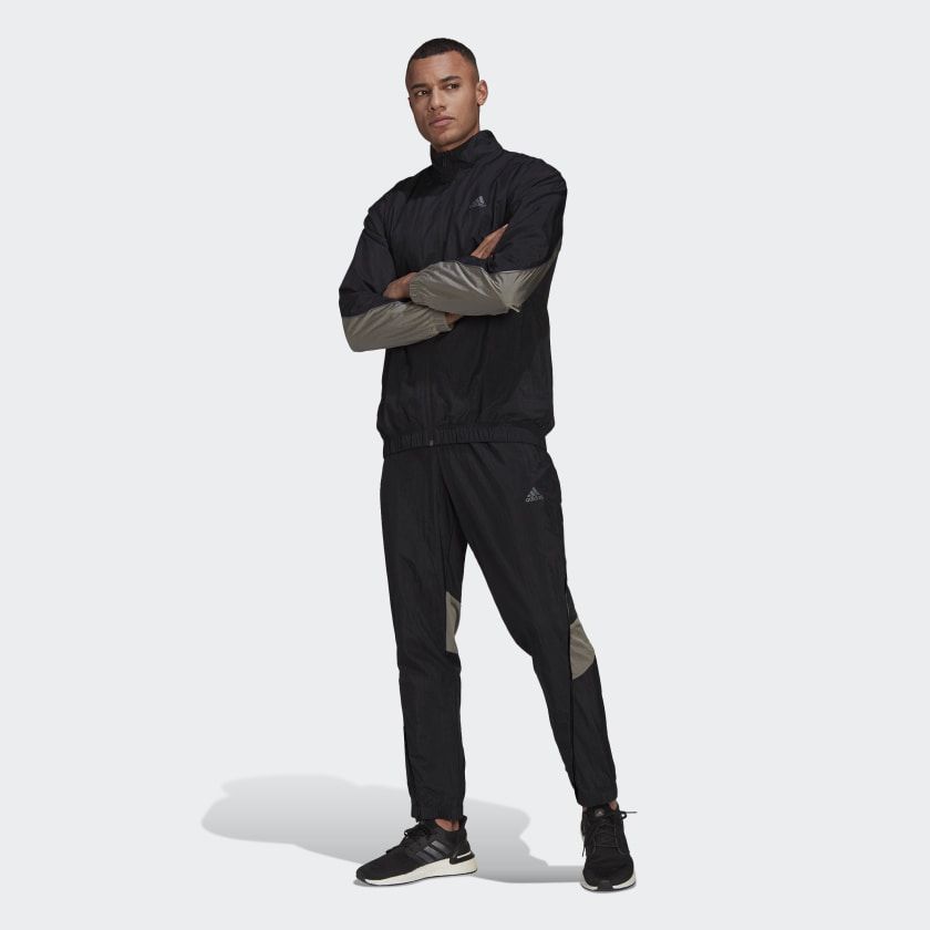 Спортивный костюм Adidas M Metallic Ts GT3090_image_1