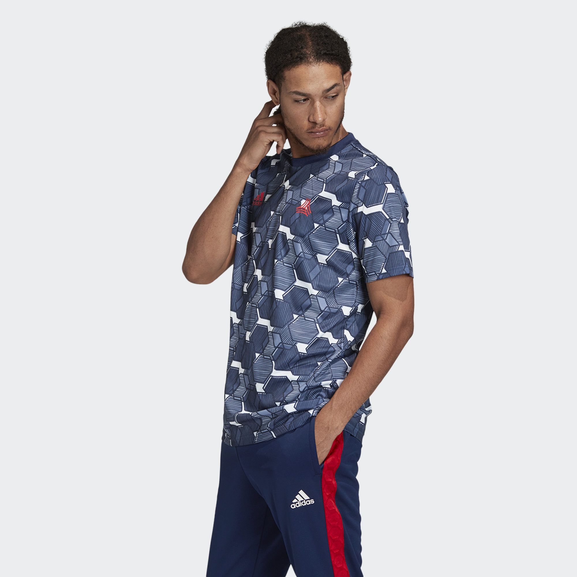 Мужская футболка Adidas Tan Graphic FP7893_image_3