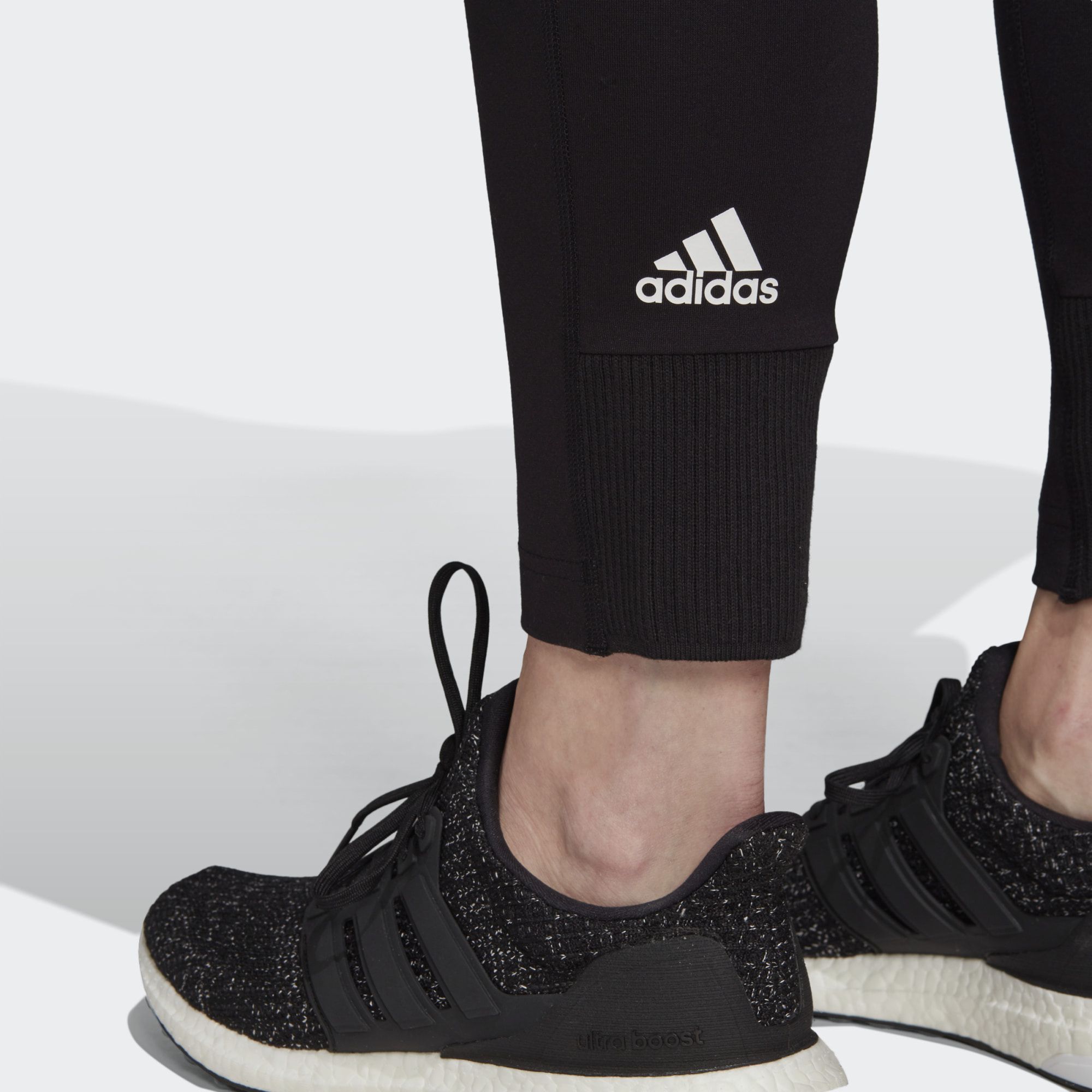 Жіночі брюки Adidas VRCT FJ0155_image_7