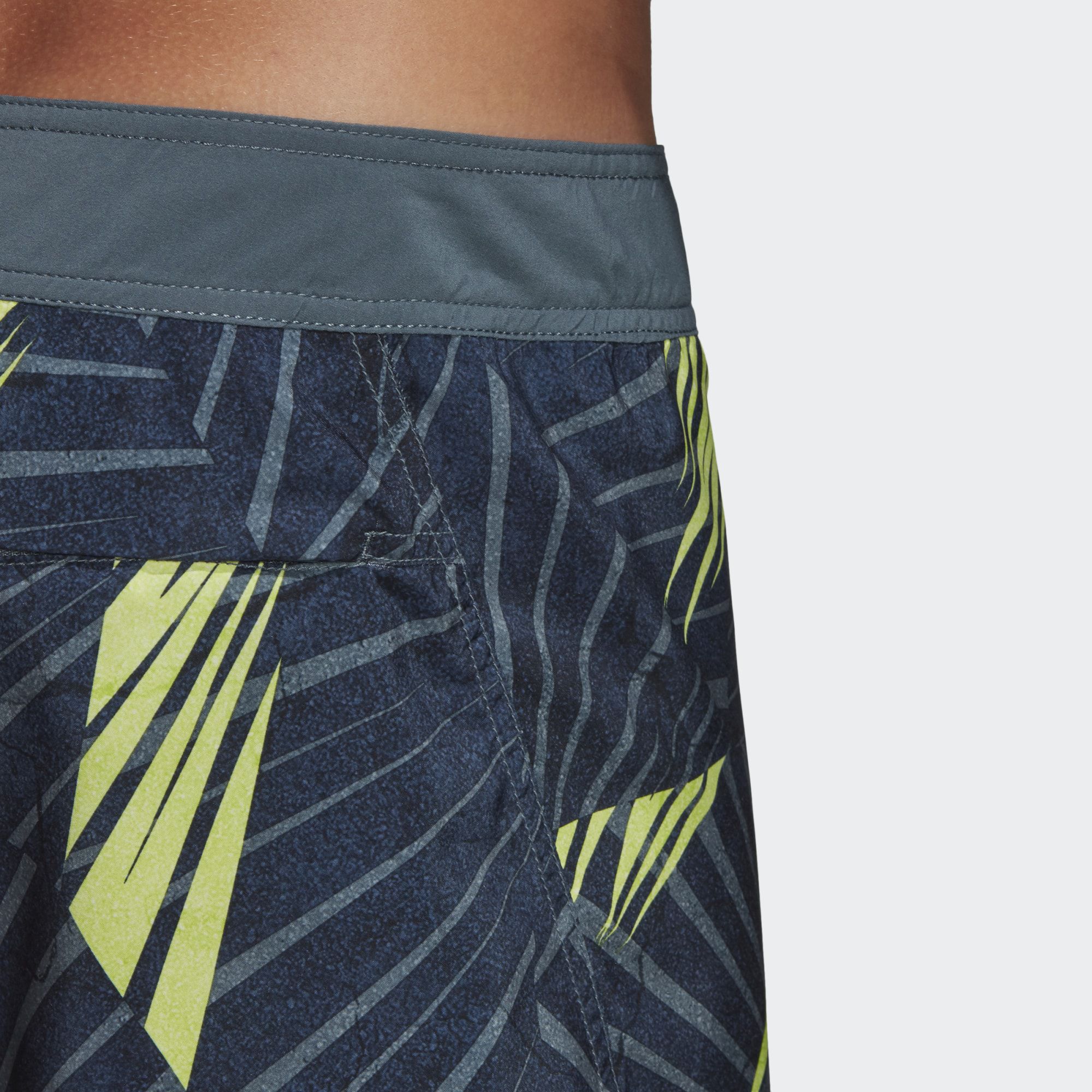 Пляжні шорти Adidas Graphic Tech FJ3919_image_7