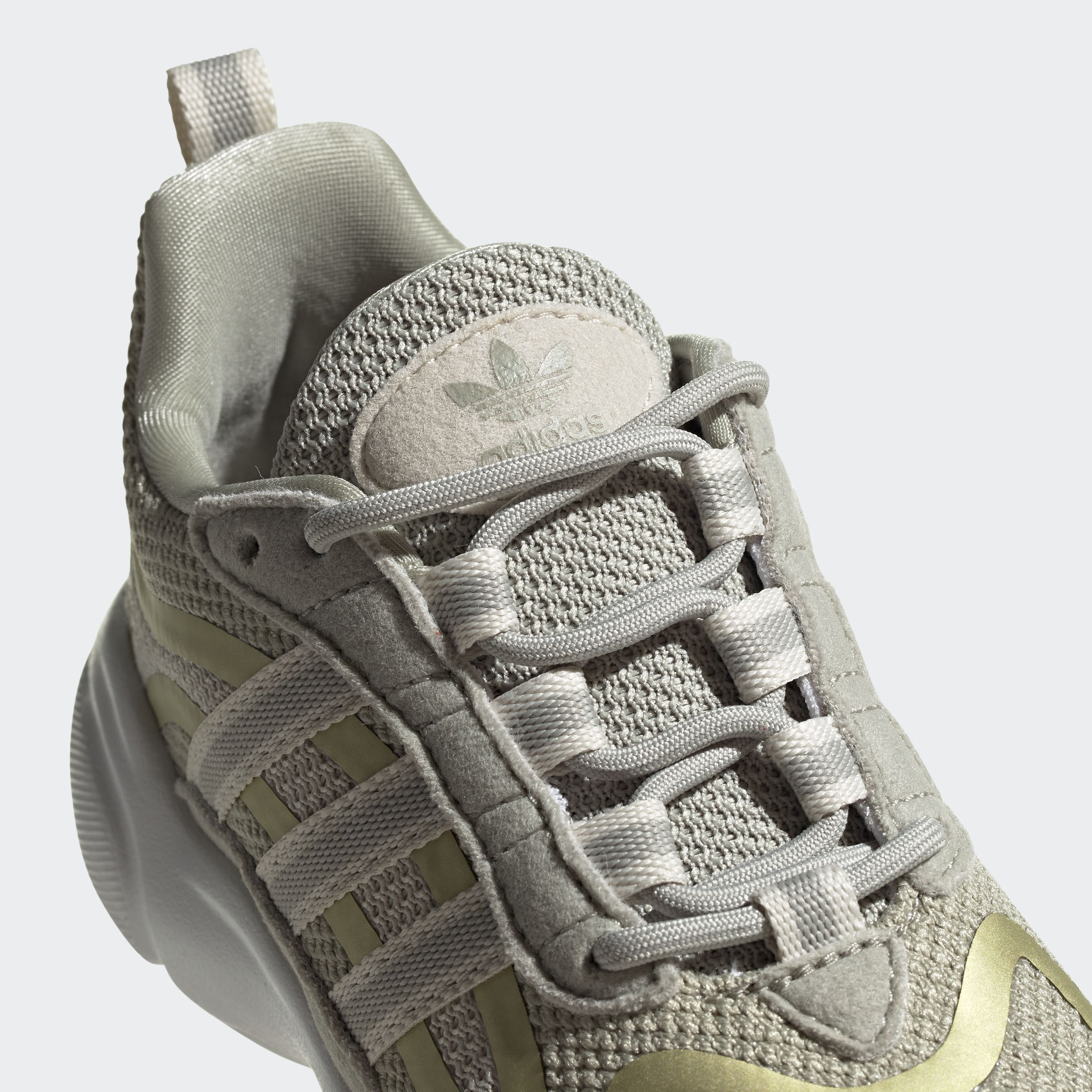 Детские кроссовки Adidas Haiwee C EF5795_image_5