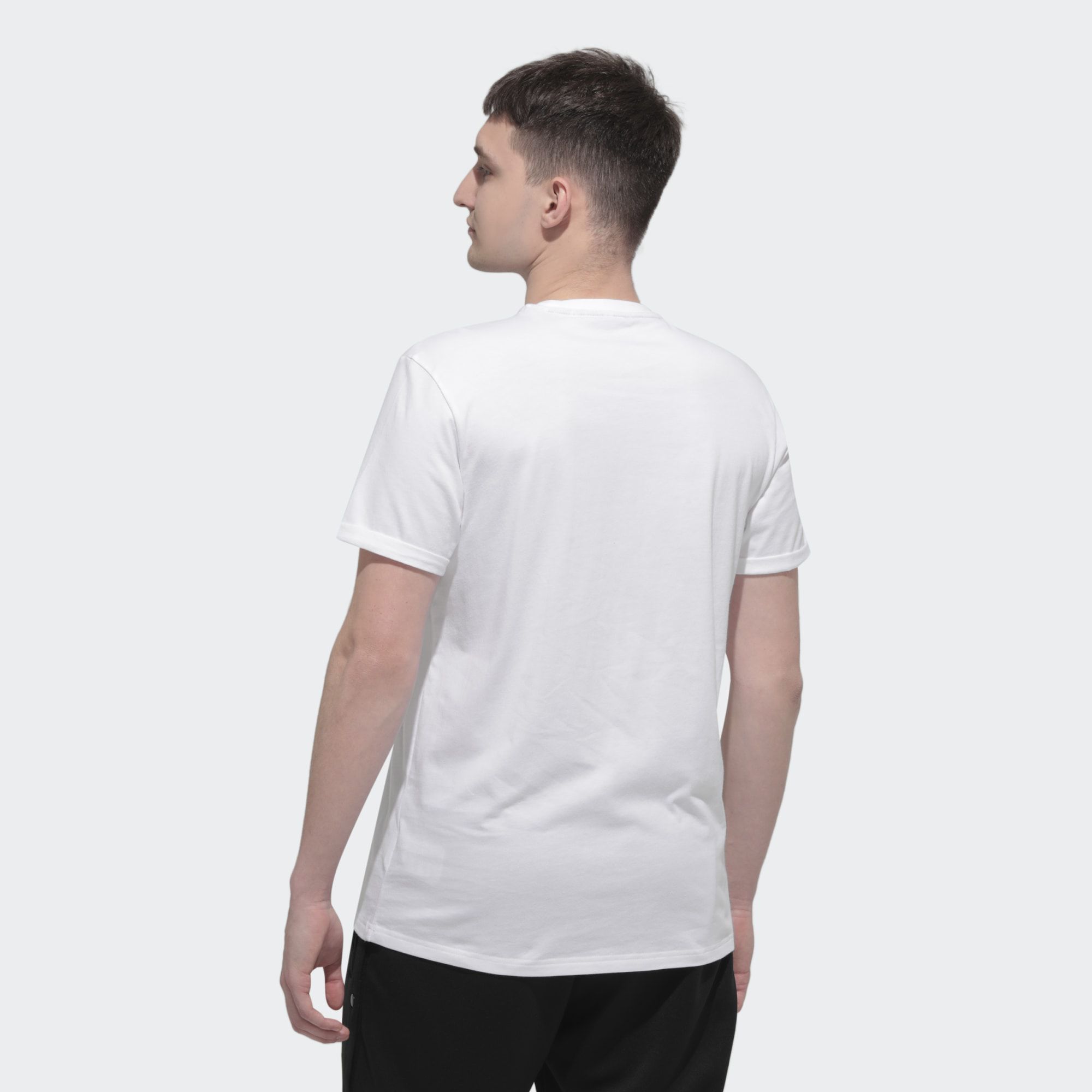 Футболка Adidas M Fav Tee DW8206_image_4