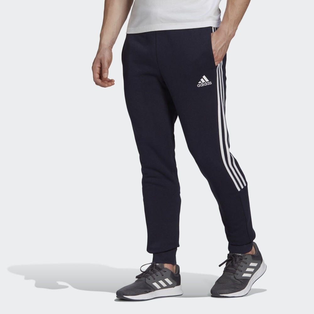 Чоловічі штани Adidas Essentials Fleece Tapered Cuff 3-Stripes GK8977_image_1