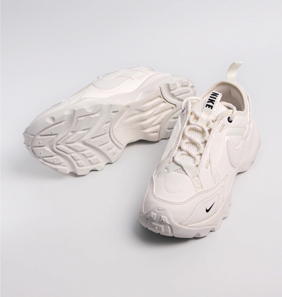 Кросівки жіночі Nike Tc 7900 White DD9682-100_image_2