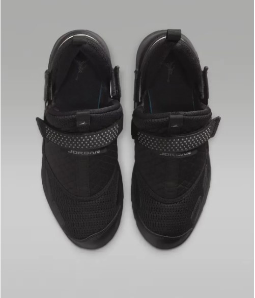 Кросівки жіночі Wmns Jordan Trunner Lx Triple HQ2164-001_image_2
