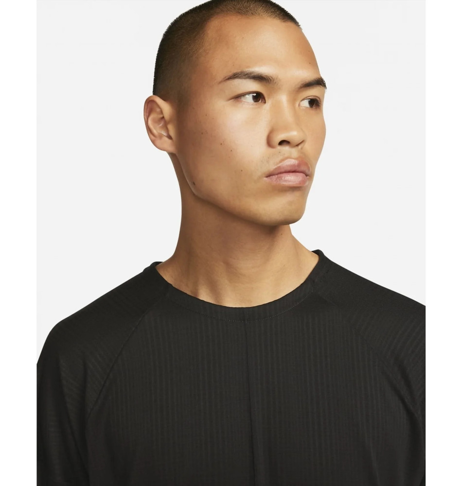 Лонгслів чоловічий Nike Dri-Fit Yoga  FB7775-010_image_6