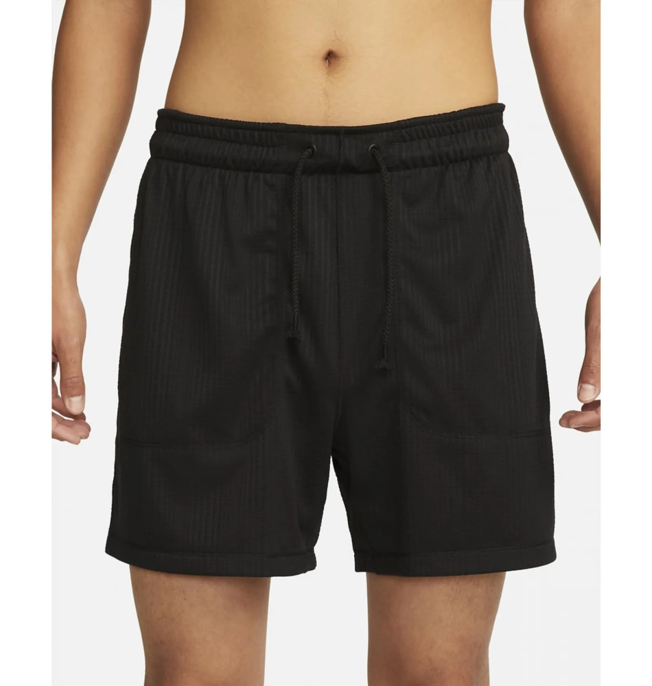 Шорты мужские Nike Dri-Fit Yoga 13 Cm FB7786-010_image_1
