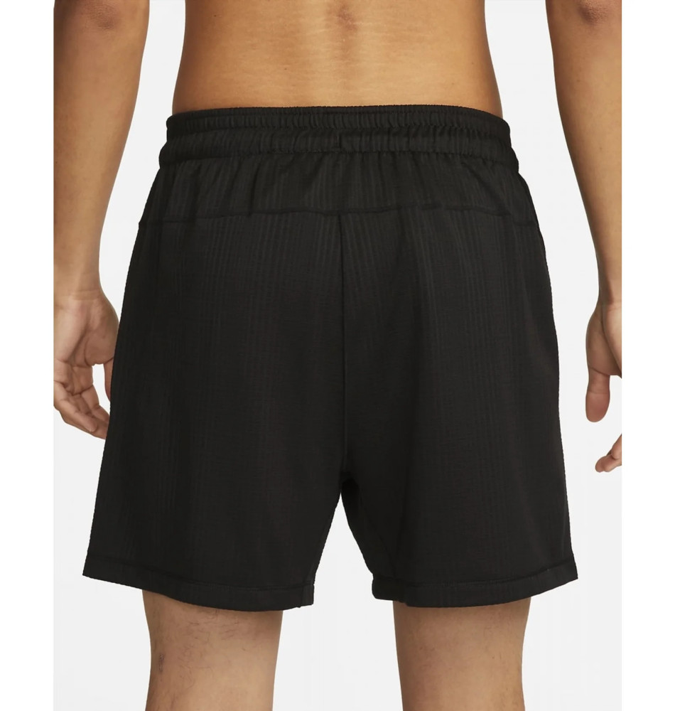 Шорты мужские Nike Dri-Fit Yoga 13 Cm FB7786-010_image_3