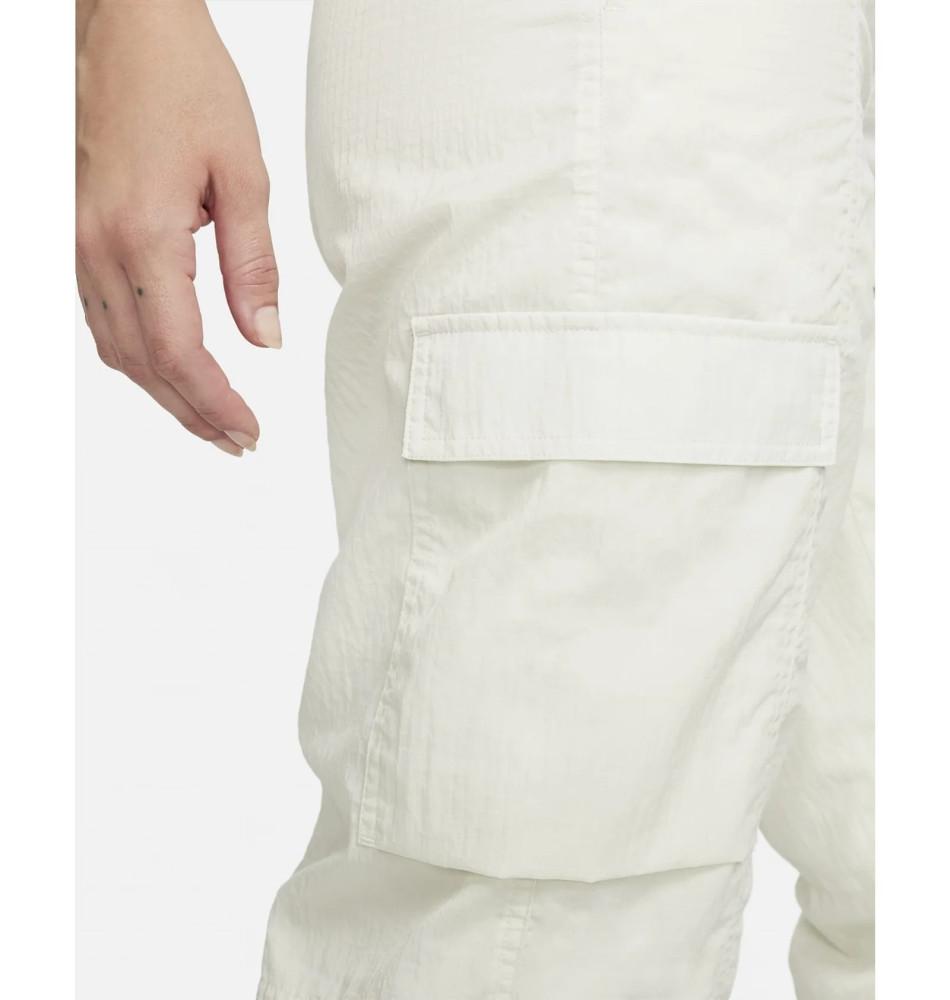 Штаны женские Nike Sportswear Woven Cargo Pants FN7696-020_image_3