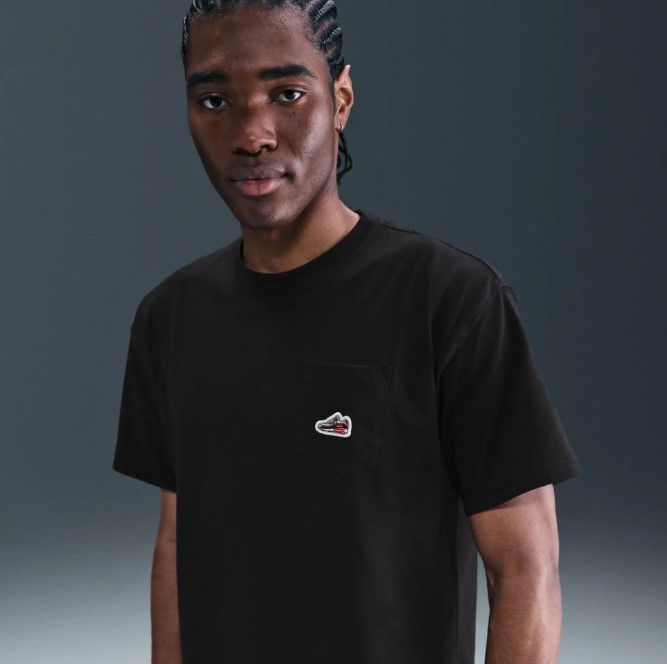 Мужская футболка Nike Sportswear Tee Accessories Patch Connect HQ9242-010_image_1