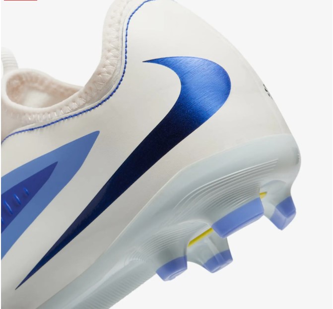 Детские бутсы  Nike Jr. Phantom 6 Low Academy FG/MG LV8 IH1192-400_image_4