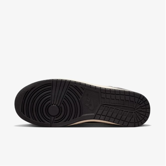 Чоловічі кросівки Air Jordan Skyline Low Le IQ6425-001_image_7