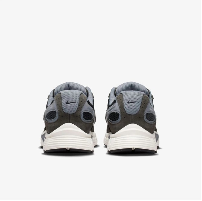 Мужские кроссовки Nike V5 Rnr Suede 2 IX0702-002_image_6