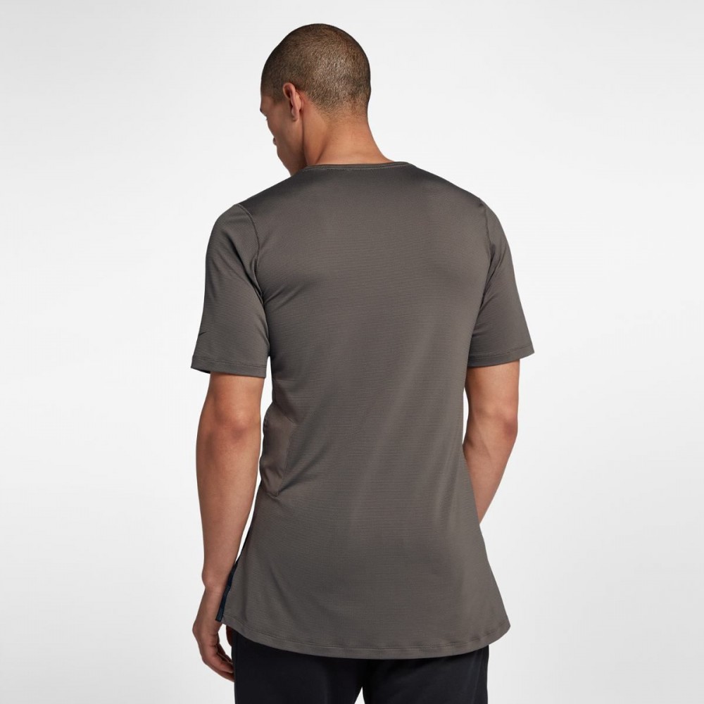 Футболка Nike M NK TOP SS FTTD UTILITY AA1591-202_image_3
