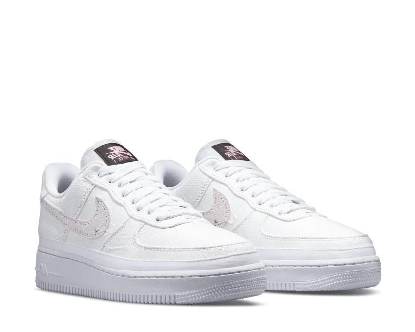Жіночі кросівки Nike Air Force 1 07 PRM DJ9941-244_image_2