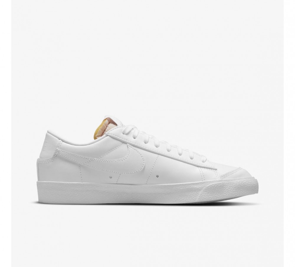 Кросівки жіночі Nike Blazer Low 77 DC4769-101_image_1