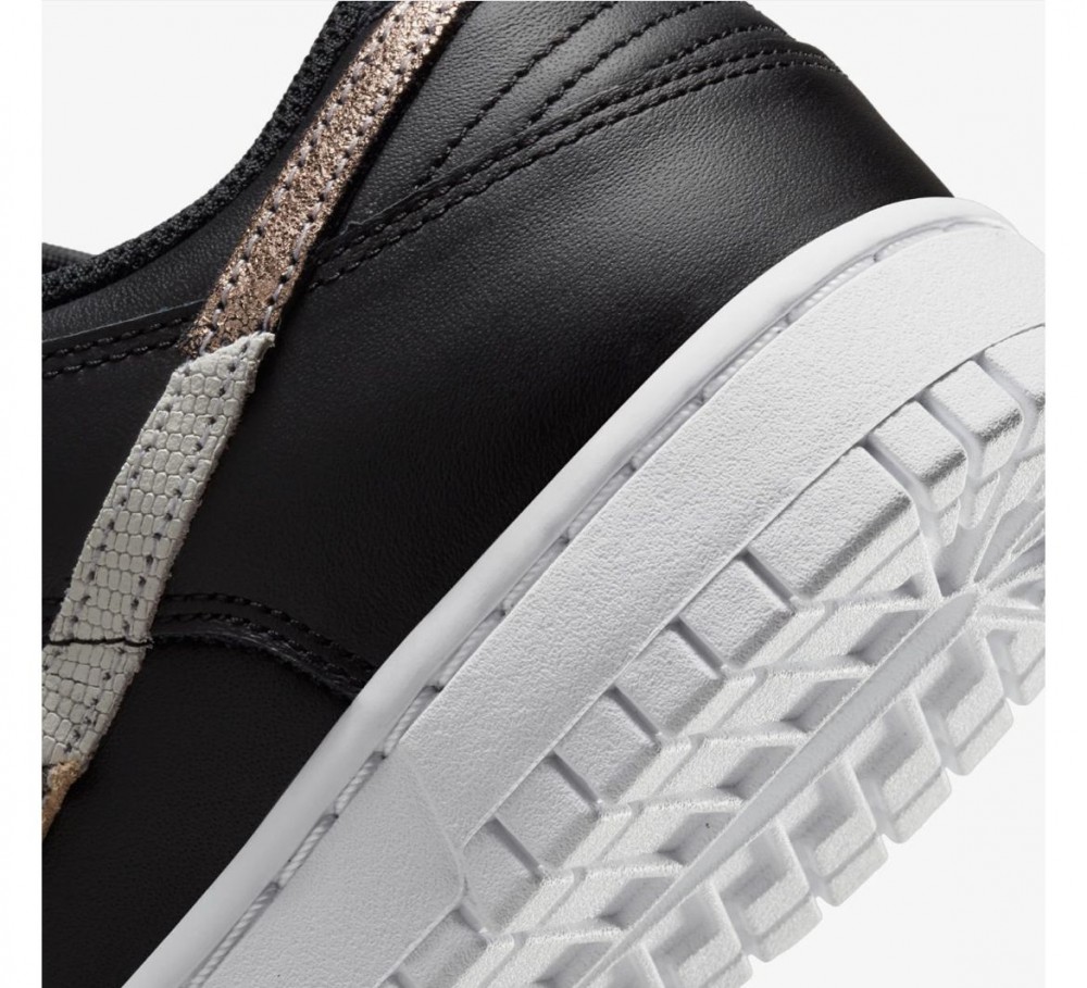 Кросівки жіночі Nike Dunk Low Se DD7099-001_image_4