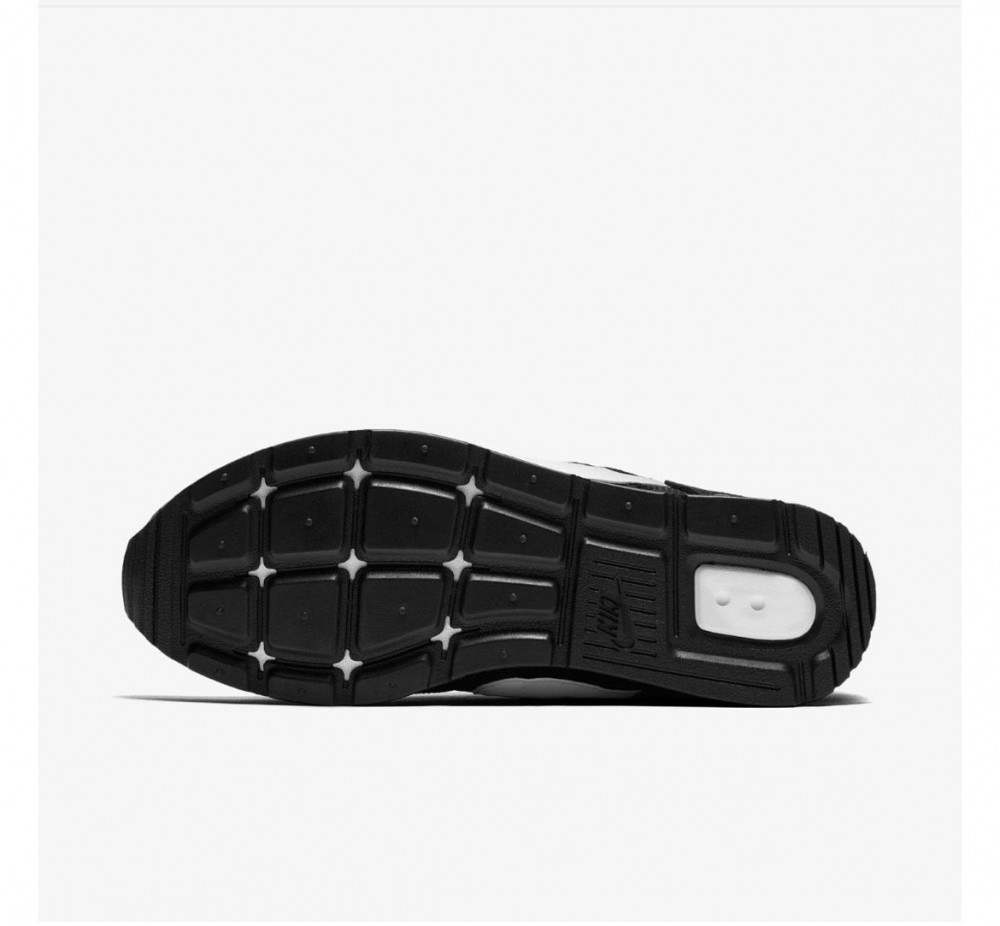 Жіночі кросівки NIKE Venture Runner CK2948-001_image_8