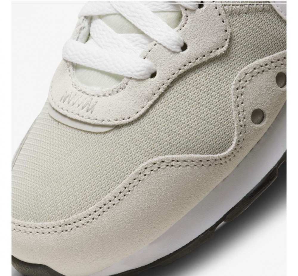 Жіночі кросівки NIKE Venture Runner CK2948-002_image_7
