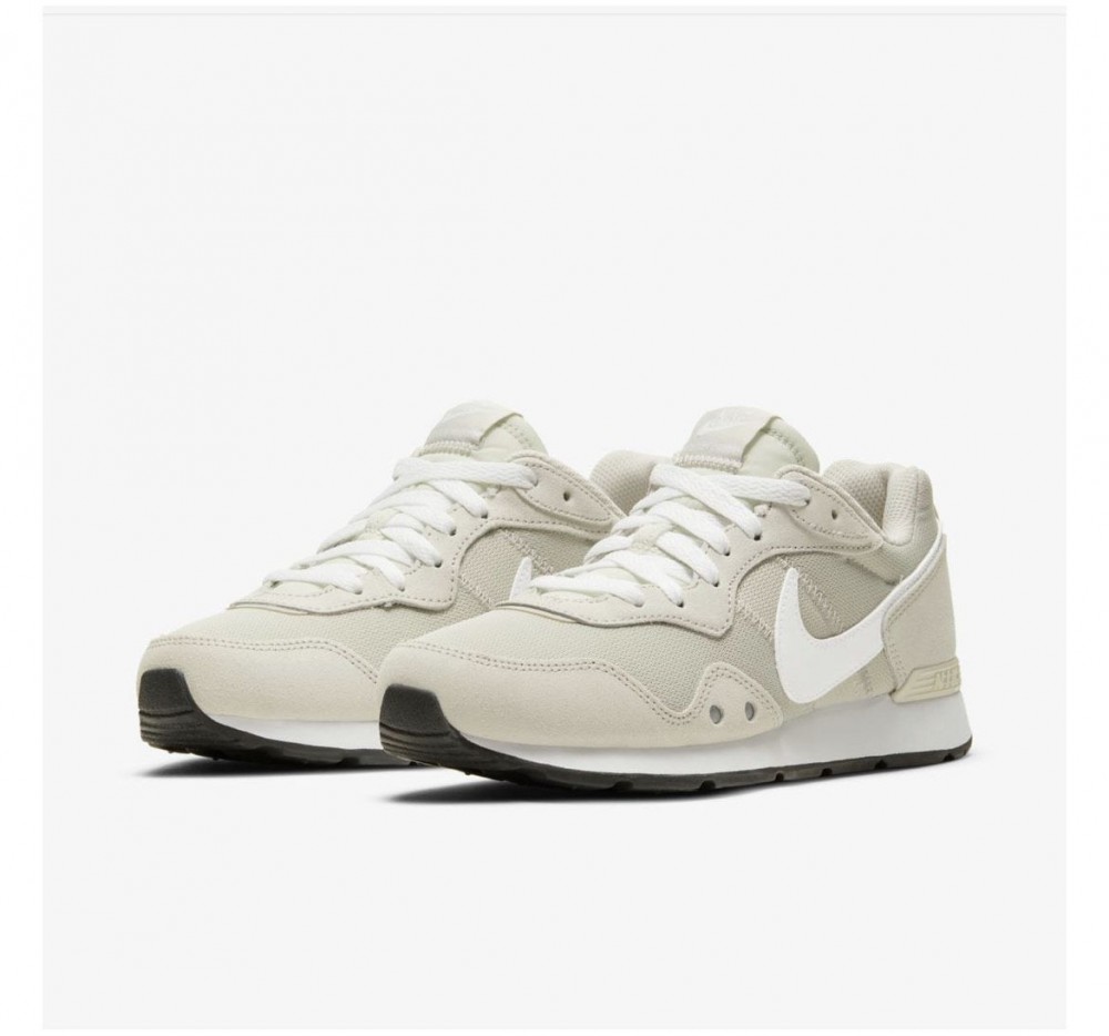 Жіночі кросівки NIKE Venture Runner CK2948-002_image_4