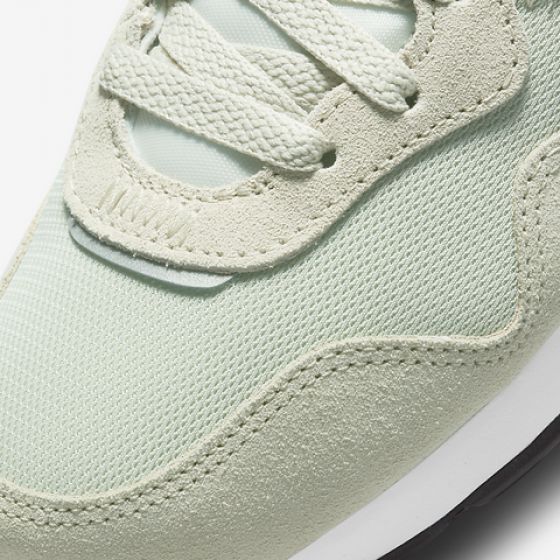 Жіночі кросівки NIKE Venture Runner CK2948-005_image_5