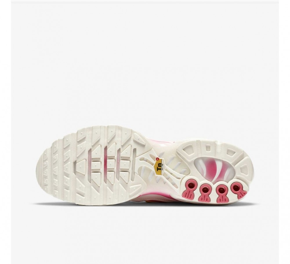Кросівки Nike Air Max Plus CZ0373-100_image_6
