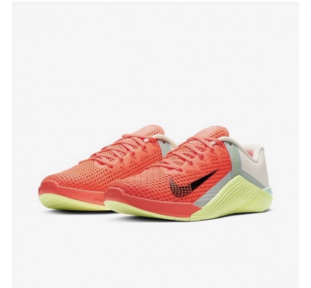 Женские Кроссовки Nike Metcon 6 AT3160-800_image_3